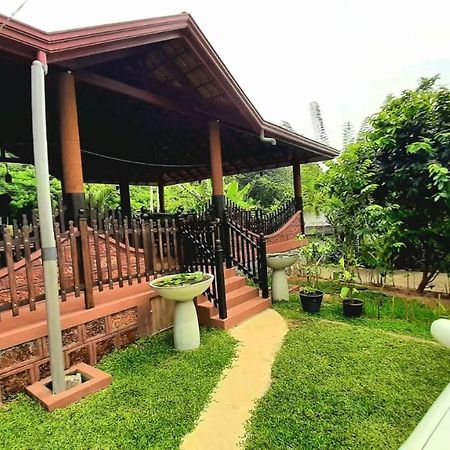 Loveena By H.S. Restaurant & Guest Tangalle Exterior foto
